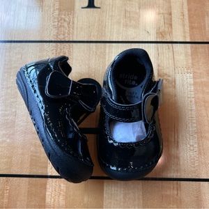 WIDE WIDTH Stride Rite Makayla Bow Strap Mary Jane Shoe